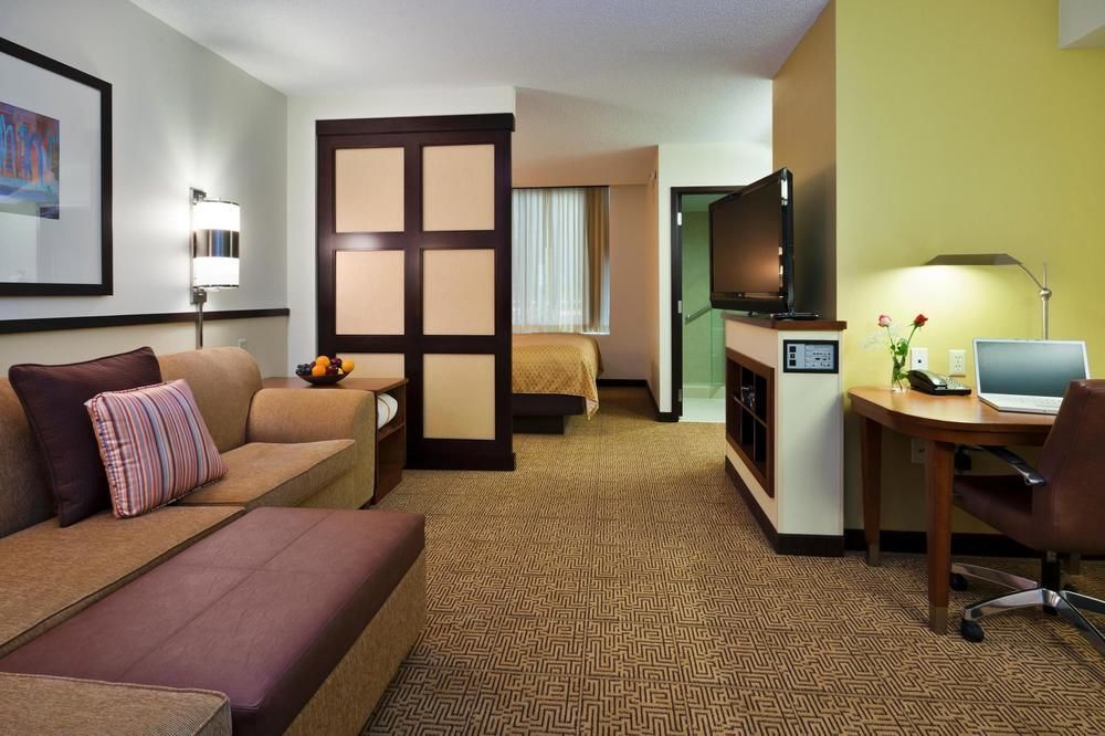Hyatt Place Chesapeake Exterior photo
